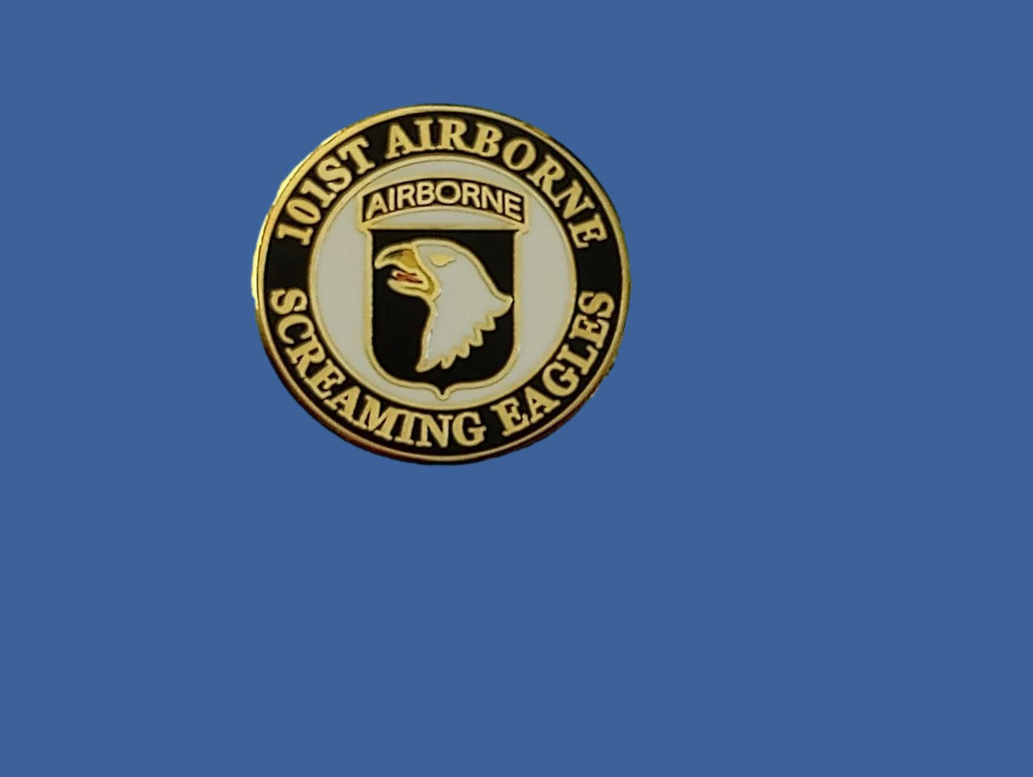 U.S MILITARY PIN ARMY 101st AIRBORNE SCREAMING EAGLES HAT LAPEL PIN DOUBLE POST