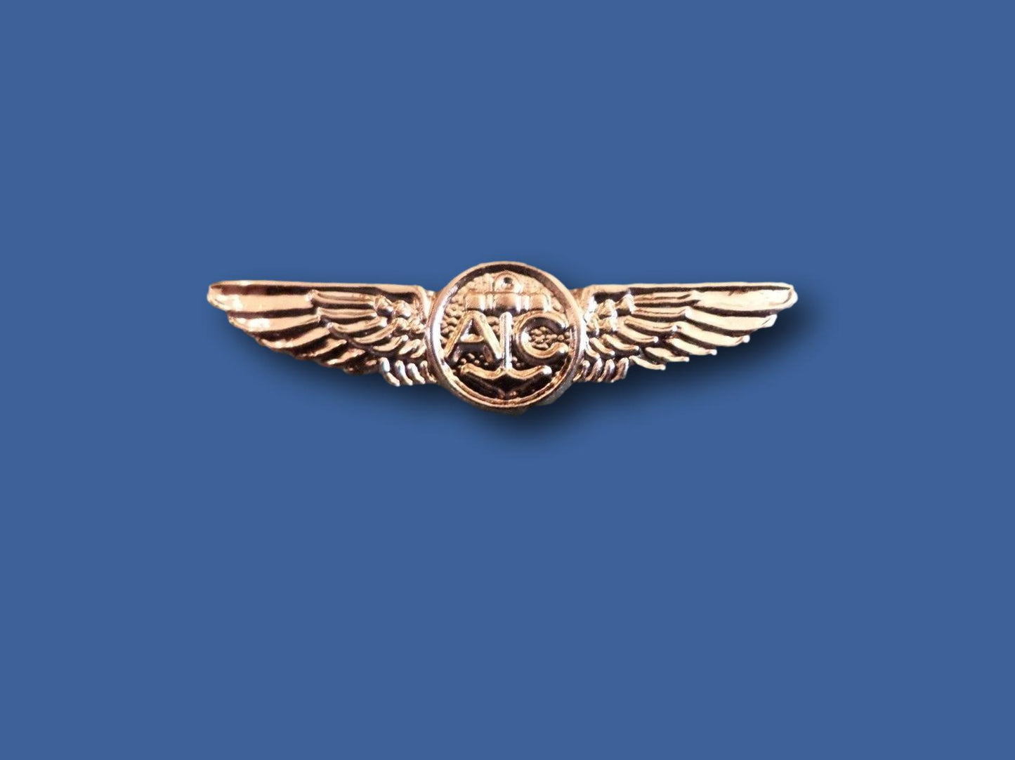 U.S MILITARY NAVY MINIATURE GOLD AIR CREW WINGS 1 1/8" INCHES WIDE HAT PIN LAPEL