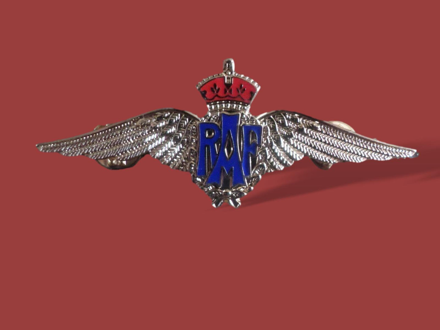 BRITISH ROYAL AIR FORCE MILITARY WINGS BADGE 3 1/4" DOUBLE POST METAL PIN