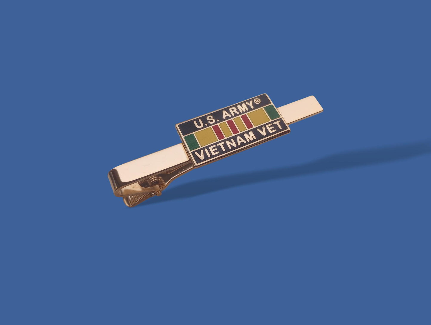 U.S MILITARY ARMY VIETNAM VETERAN TIE BAR OR TIE TAC CLIP ON TYPE