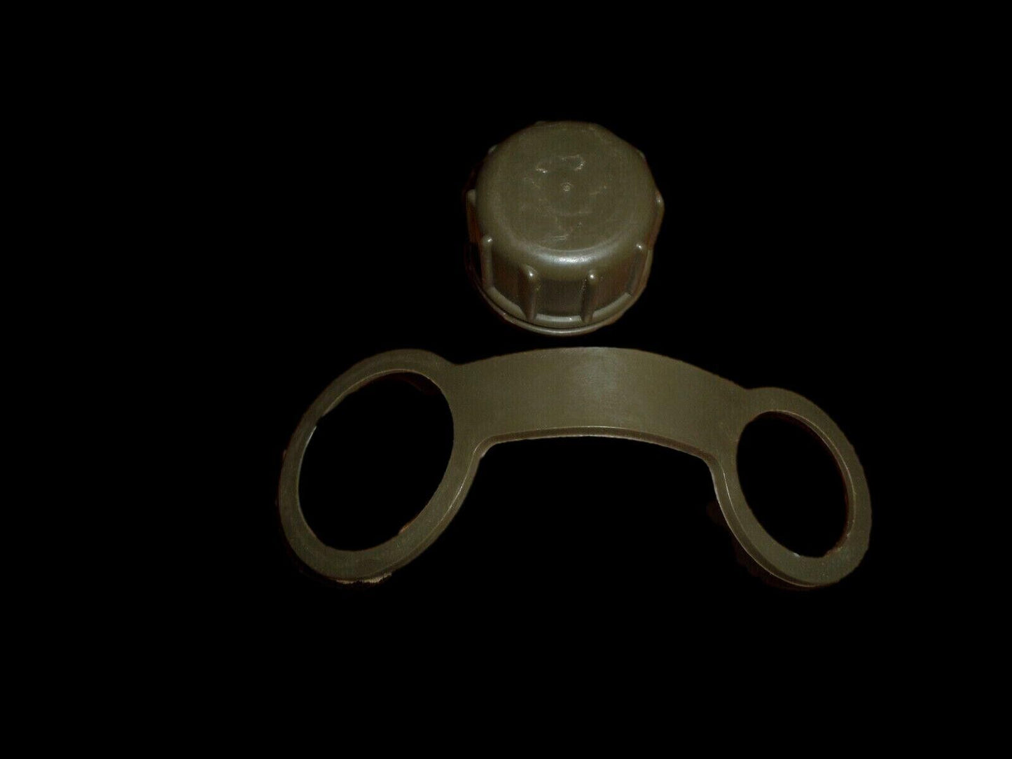 2 PACK U.S MILITARY ISSUE 1 QUART CANTEEN 3 PIECE PLASTIC BPA FREE USA MADE NEW