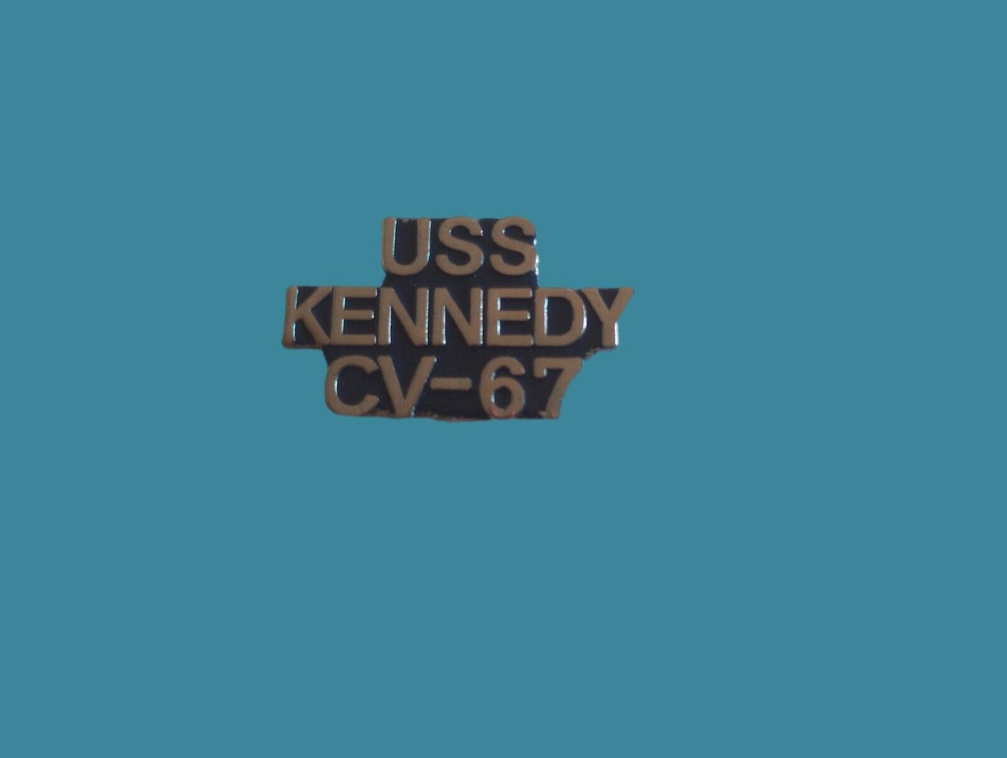U.S MILITARY NAVY SHIP USS KENNEDY CV-67 HAT LAPEL PIN CLUTCH BACK