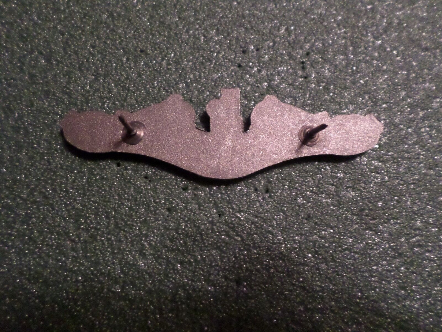U.S MILITARY NAVY SILVER ENLISTED SUBMARINE PIN BADGE DOUBLE CLUTCH BACK