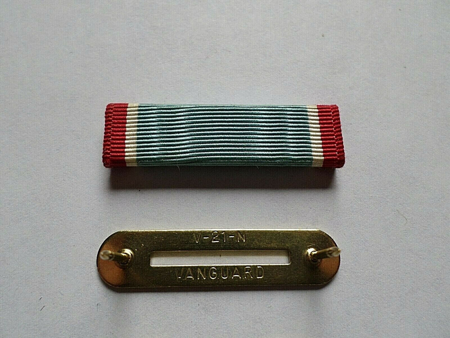 AIR FORCE CROSS RIBBON WITH BRASS RIBBON HOLDER US MILITARY ISSUE