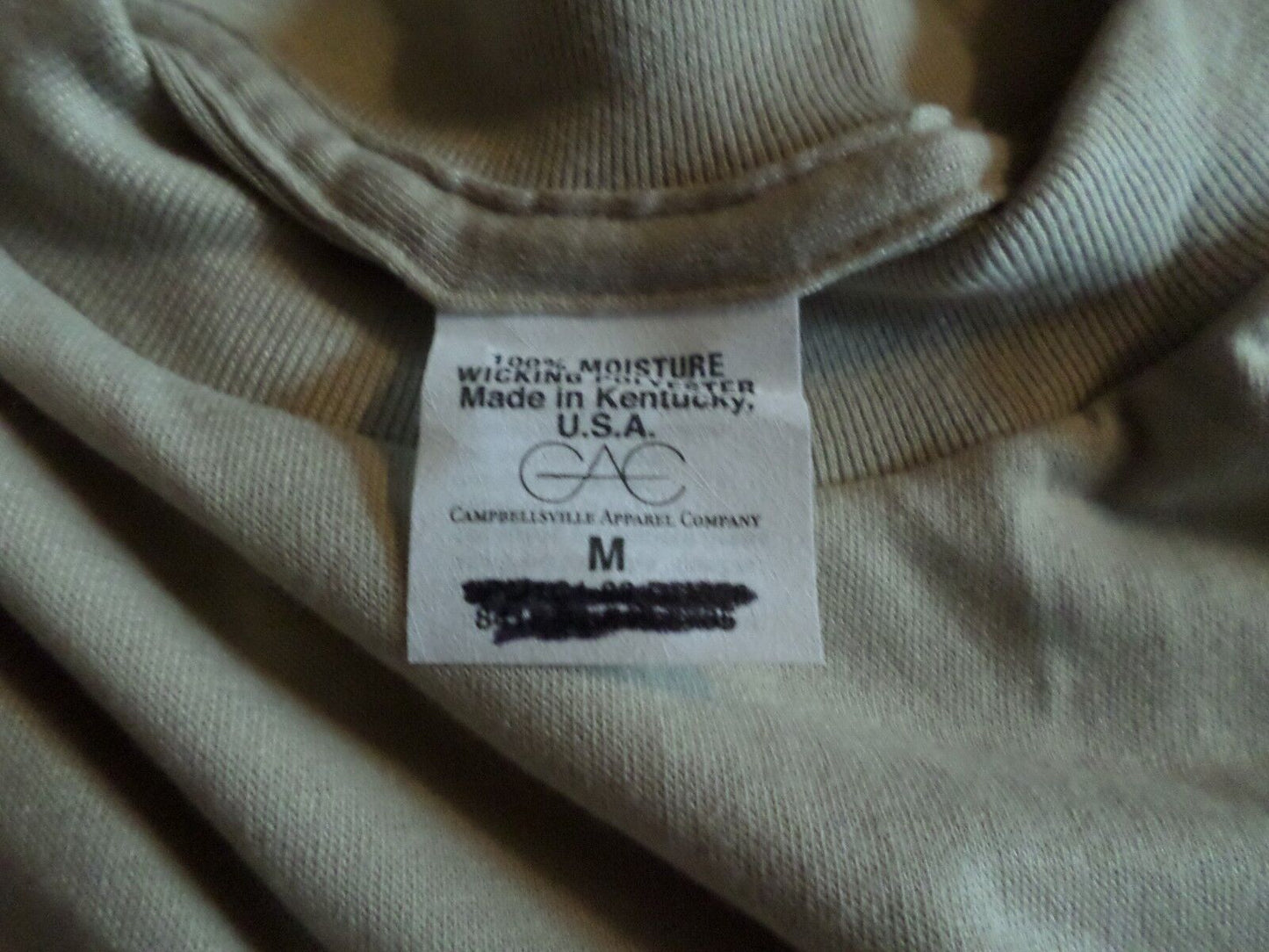 GENUINE U.S MILITARY SAND COLOR T-SHIRT SHORT SLEEVE SIZE MEDIUM U.S.A MADE