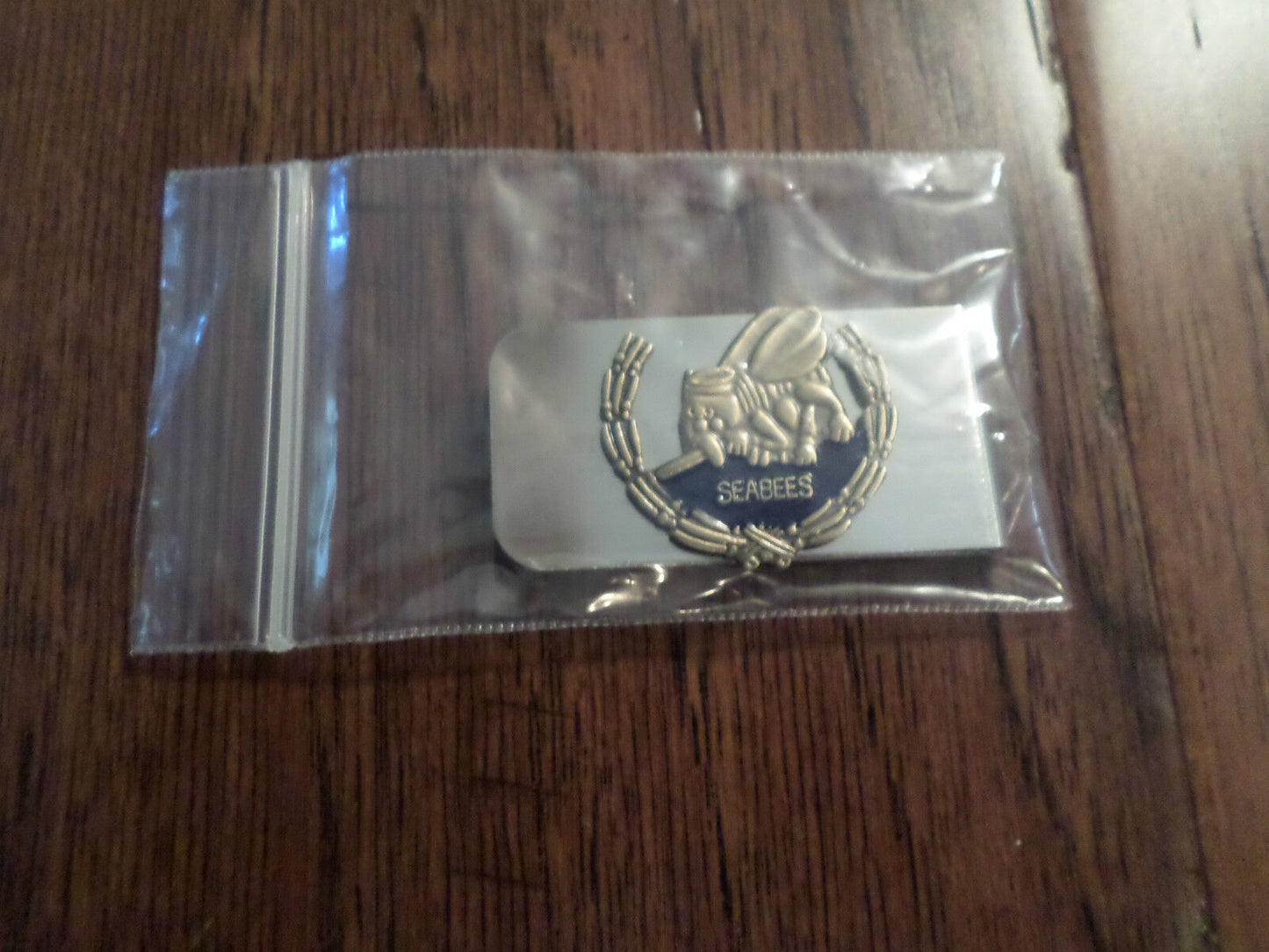 U.S MILITARY NAVY SEABEES WITH WREATH METAL MONEY CLIP U.S.A MADE NEW IN BAGS
