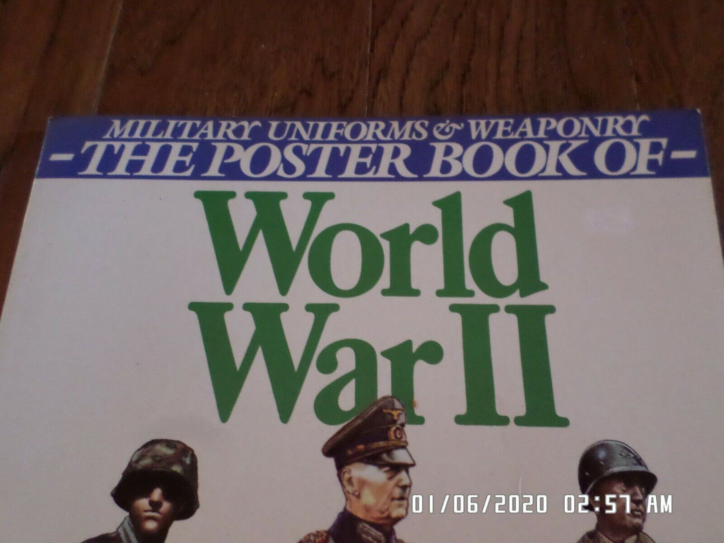 World War II Military Uniforms & Weaponry Reference poster book 90 illustrated