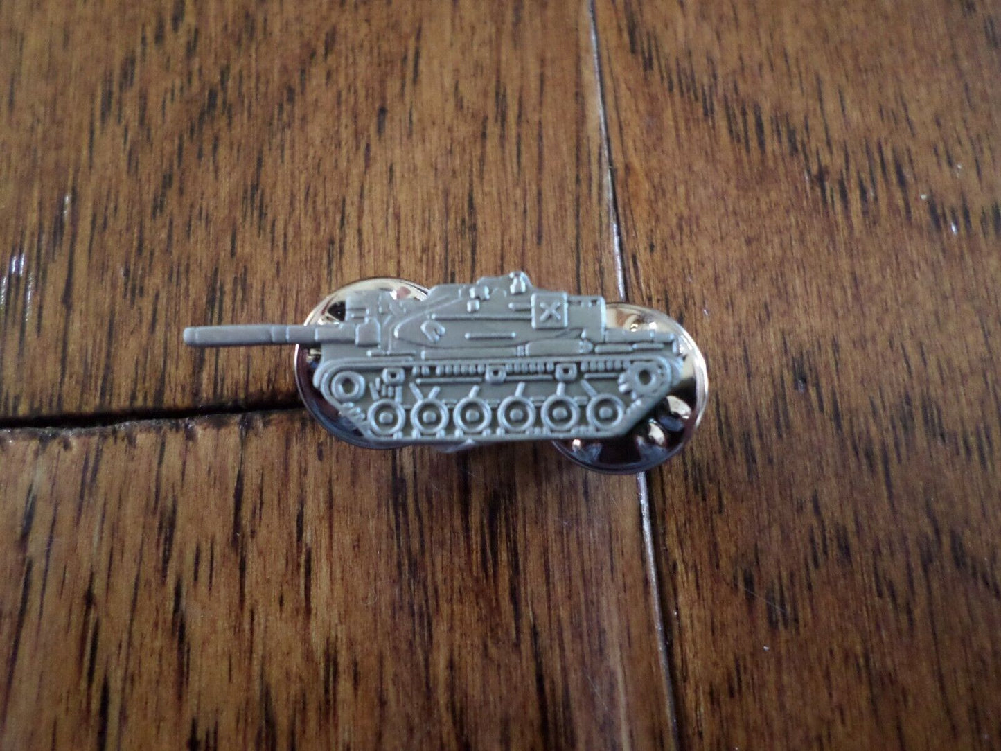 U.S MILITARY M60-A-1 PATTON TANK HAT MINIATURE PIN BADGE U.S ARMY MARINE CORPS