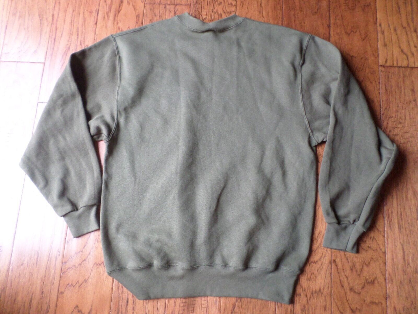 NEW U.S MARINE CORPS SWEATSHIRT U.S.M.C. E.G.A OD GREEN SIZE MEDIUM U.S.A MADE