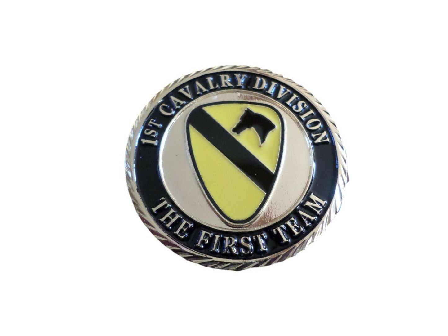 U.S ARMY 1st CAVALRY DIVISION CHALLENGE COIN NEW IN PACKAGE COLLECTOR'S SERIES