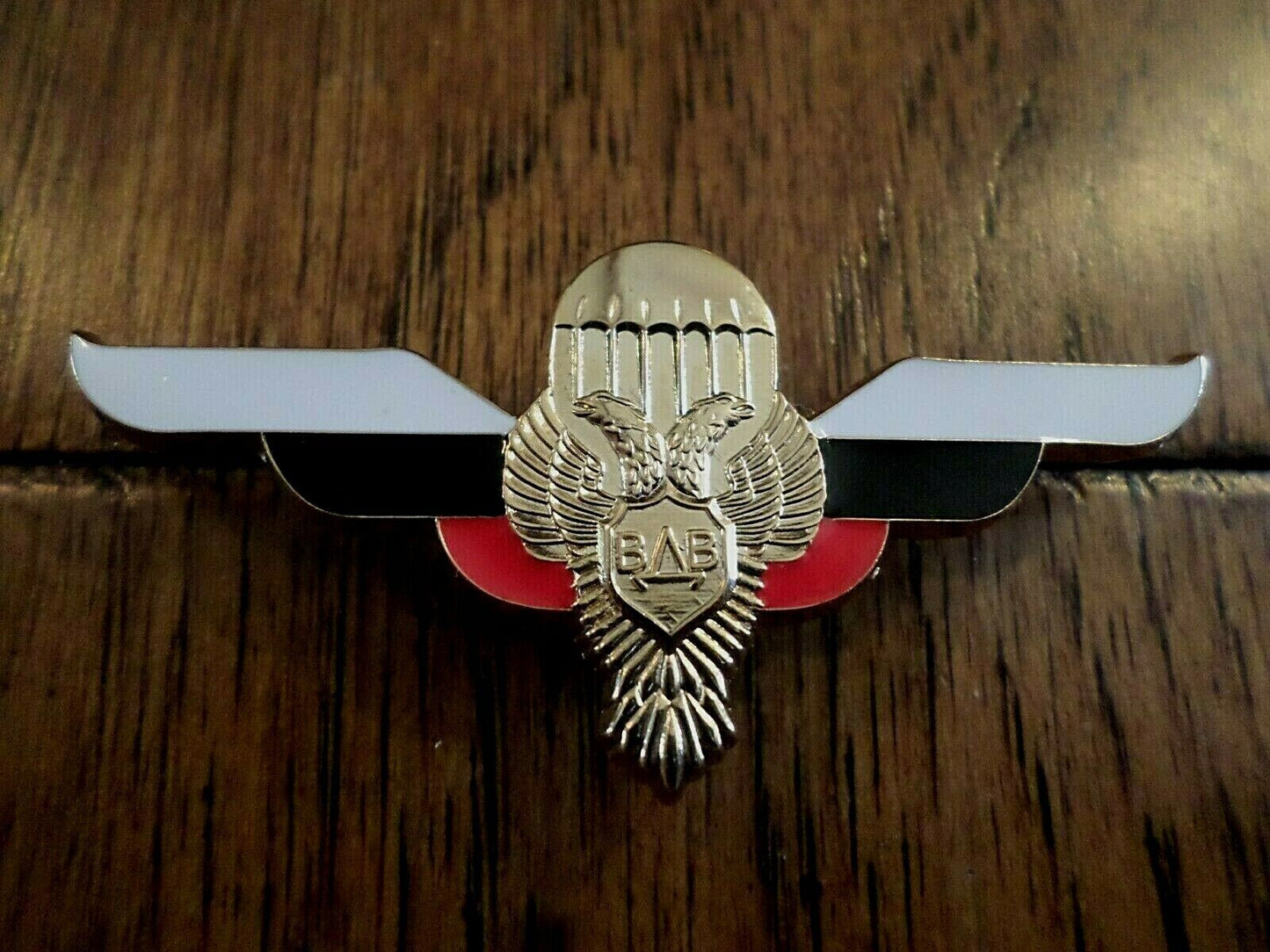 RUSSIAN MILITARY JUMP WINGS BADGE SOVIET PARATROOPER METAL PIN