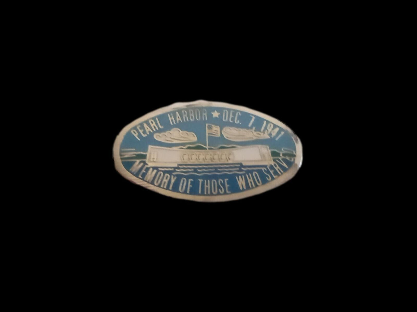 PEARL HARBOR PIN LAPEL/HAT MEMORY OF THOSE WHO SERVED USA MADE NEW