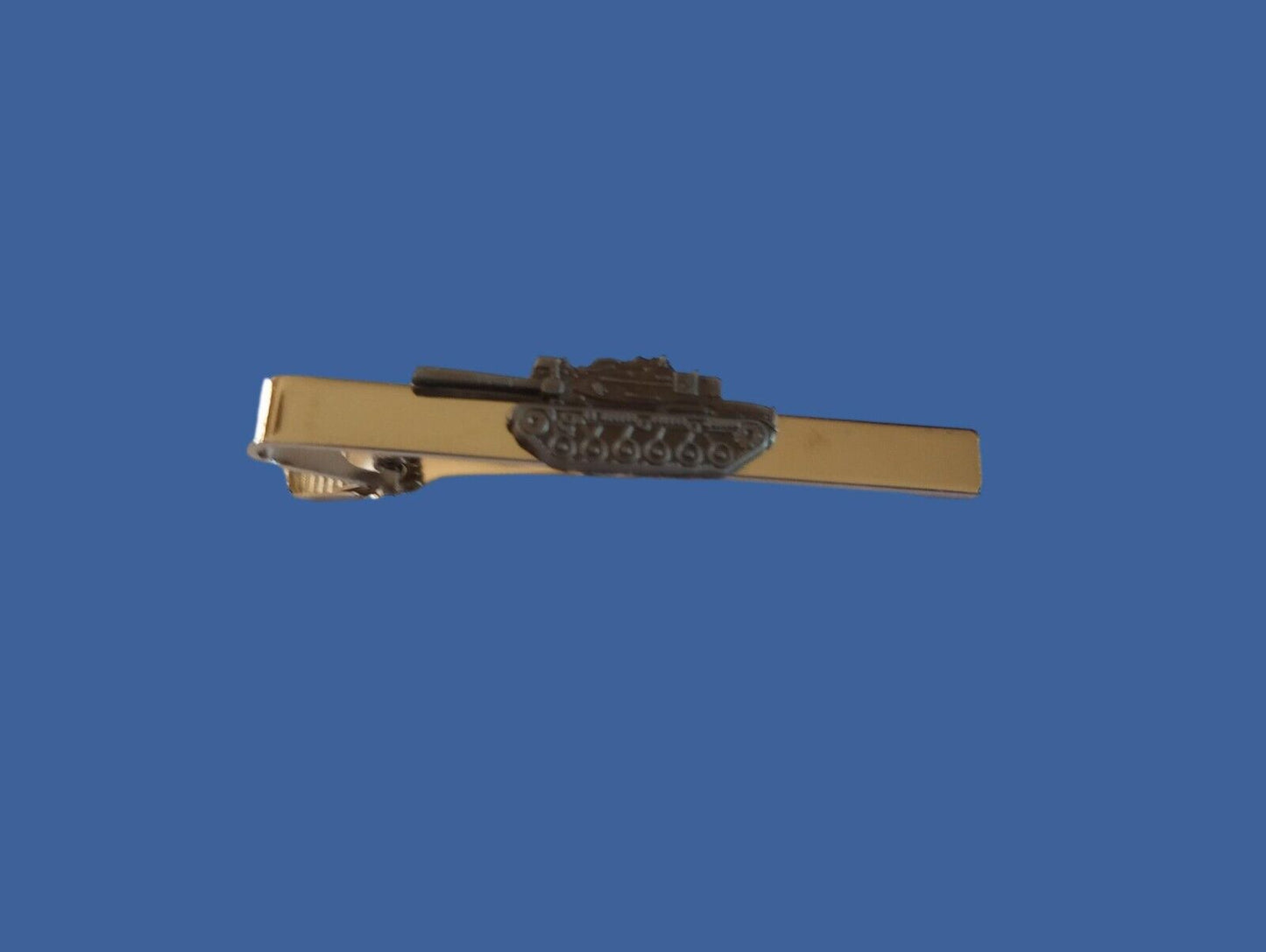 U.S MILITARY M60 A-1 TANK TIE BAR OR TIE TAC CLIP ON TYPE