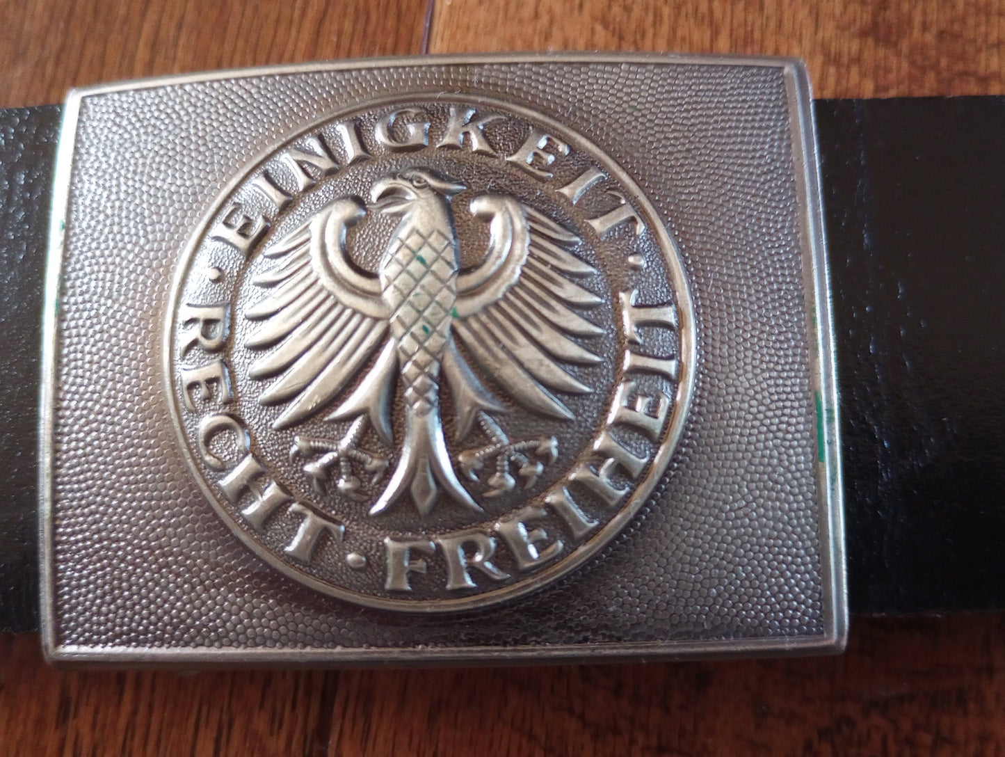 POST WAR WEST GERMAN ARMY BW LEATHER BELT + BUCKLE SIZE LARGE 110CM 42" INCHES
