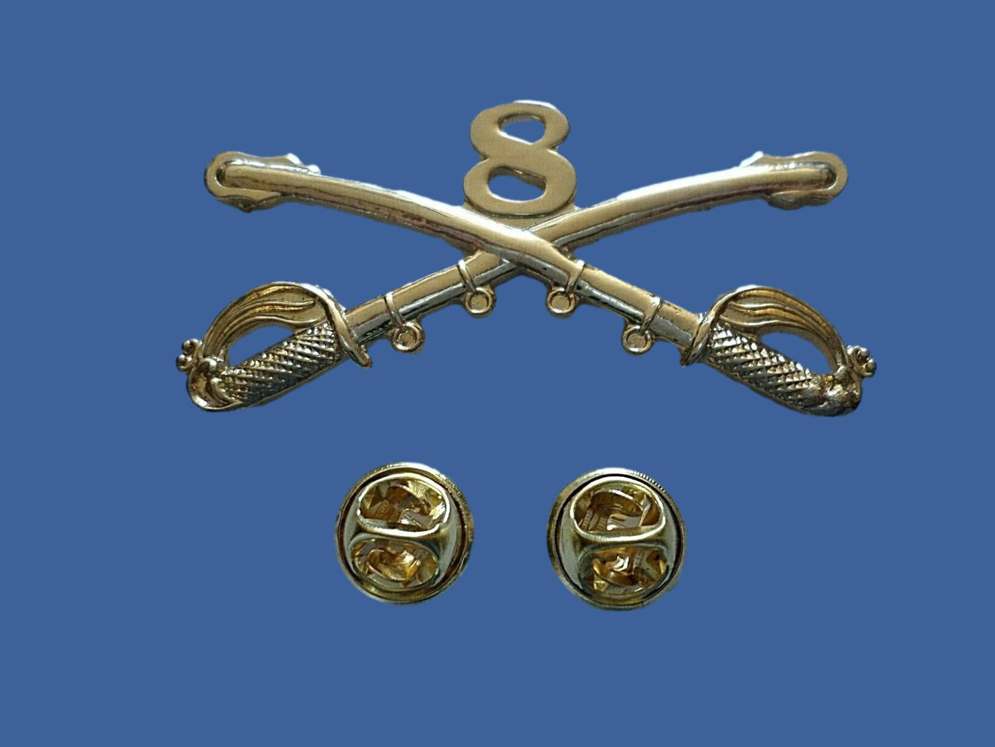 8th CAVALRY SWORDS SABERS  MILITARY HAT PIN  CAVALRY REGIMENT BADGE U.S ARMY