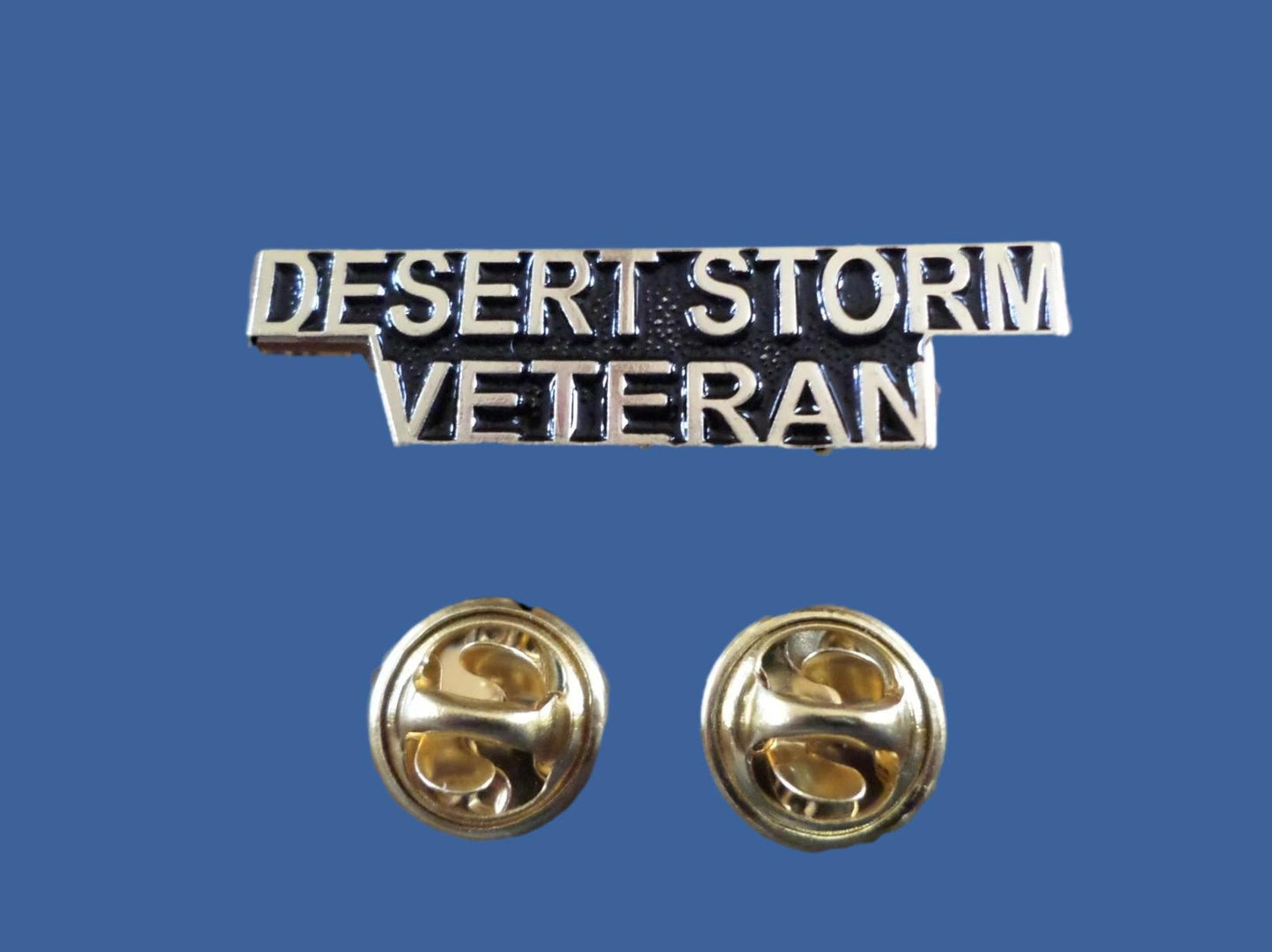 U.S MILITARY DESERT STORM VETERAN HAT PIN LAPEL PIN DSV CLUTCH BACK