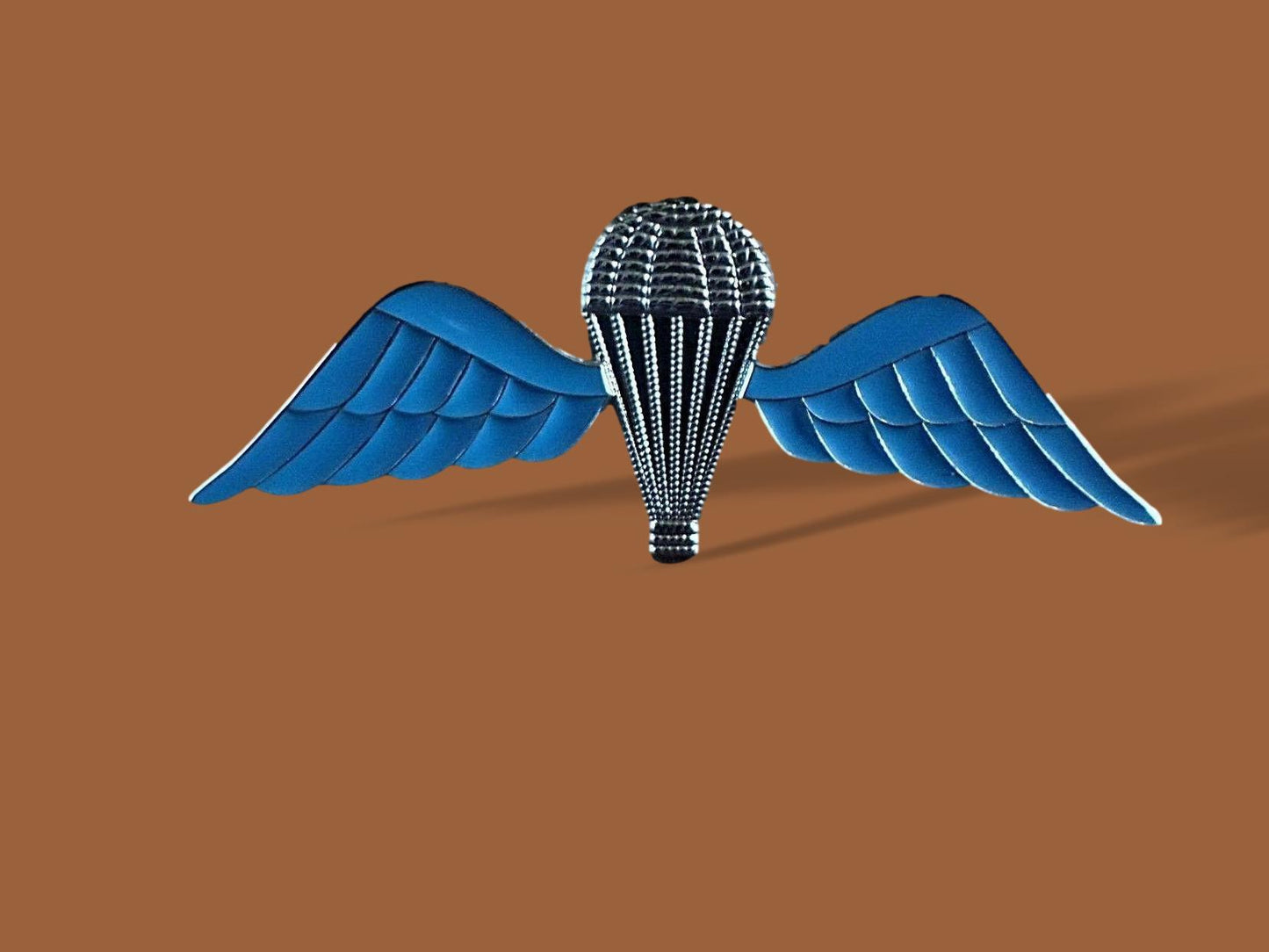 BRITISH MILITARY JUMP WINGS BADGE 2 7/8" DOUBLE POST METAL PIN