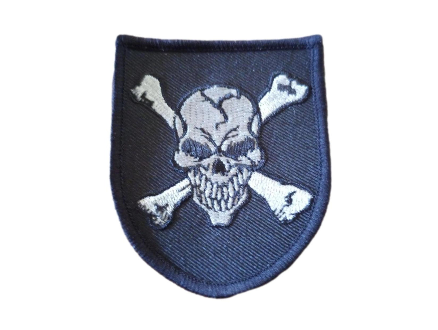 DEATH HEAD SKULL & BONES EMBROIDERED PATCH 2-1/2" X 3" FLASH