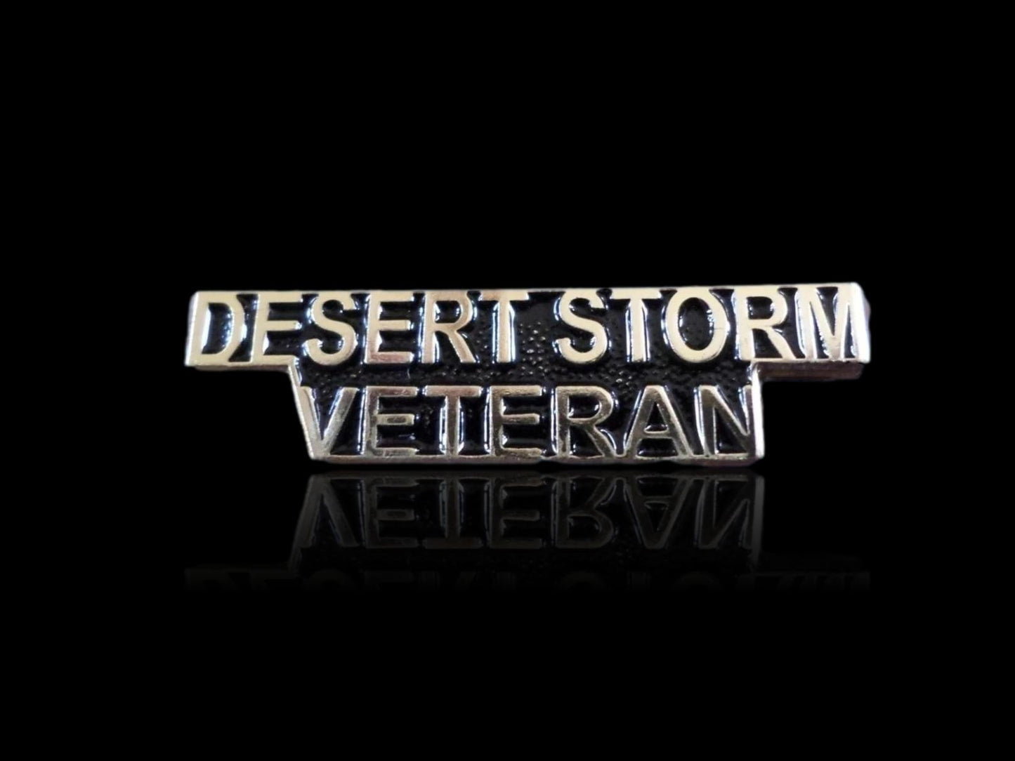 U.S MILITARY DESERT STORM VETERAN HAT PIN LAPEL PIN DSV CLUTCH BACK