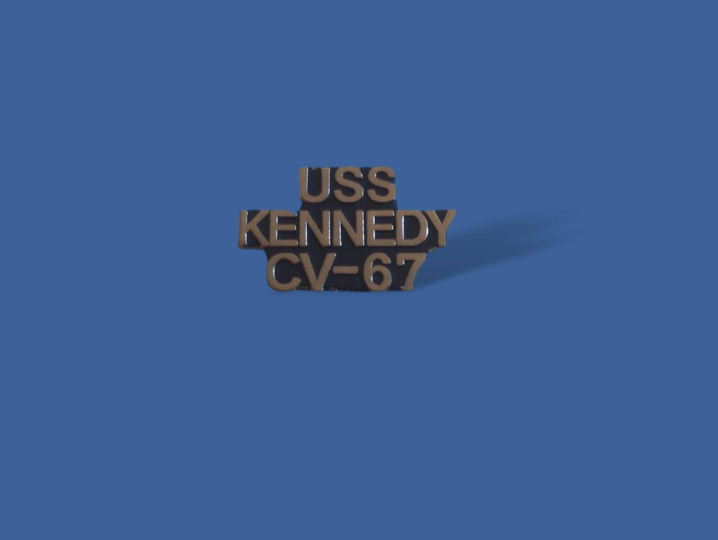 U.S MILITARY NAVY SHIP USS KENNEDY  CV-67 HAT LAPEL PIN CLUTCH BACK