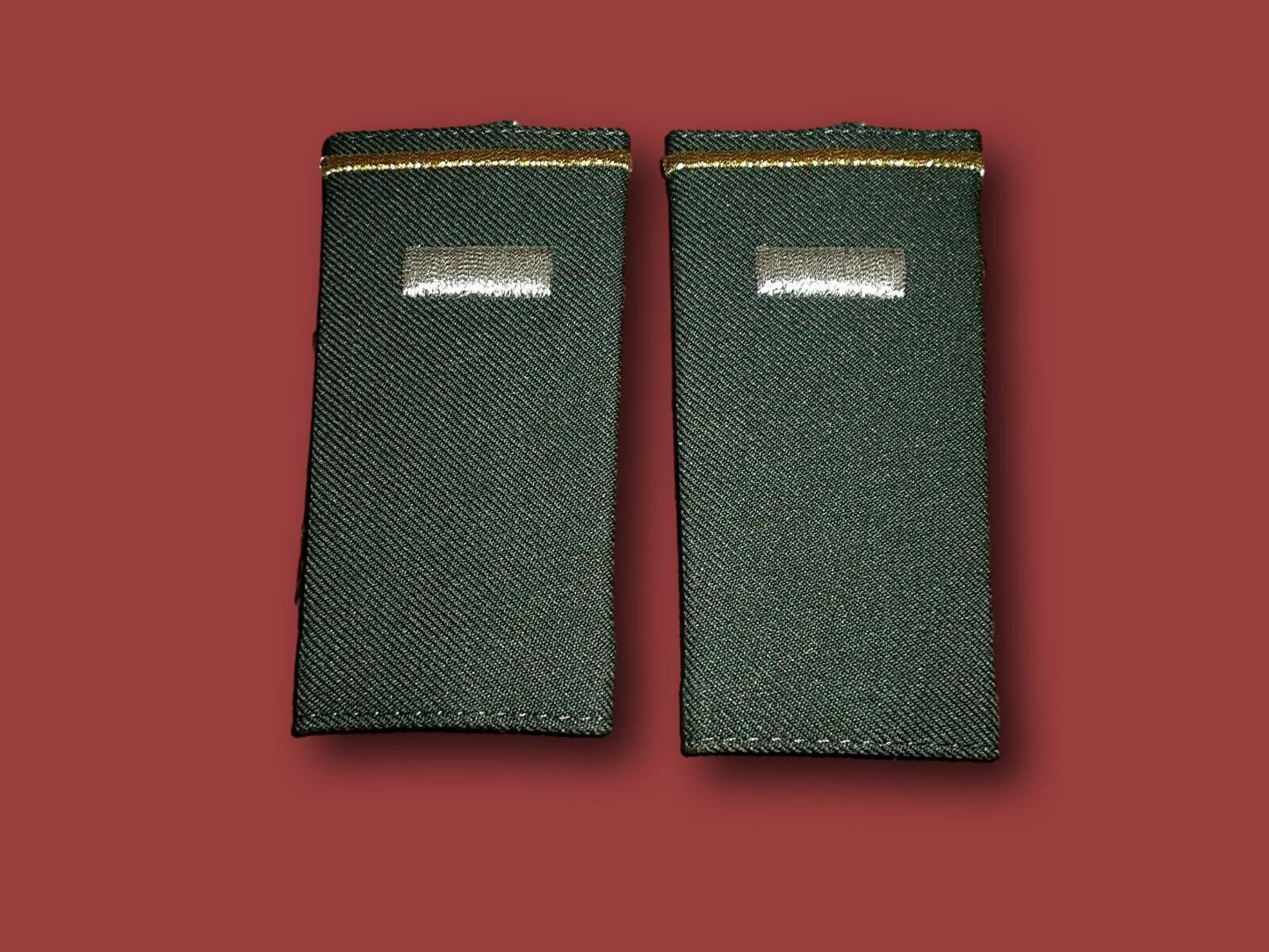 U.S MILITARY ARMY EPAULETS 1st LIEUTENANT SHOULDER RANK DARK GREEN USA MADE