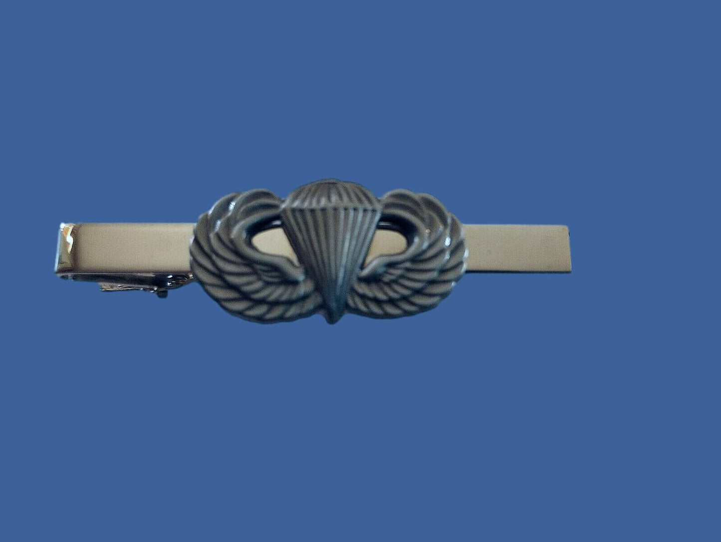 U.S MILITARY ARMY PARATROOPER JUMP WINGS TIE BAR TIE TAC U.S.A MADE