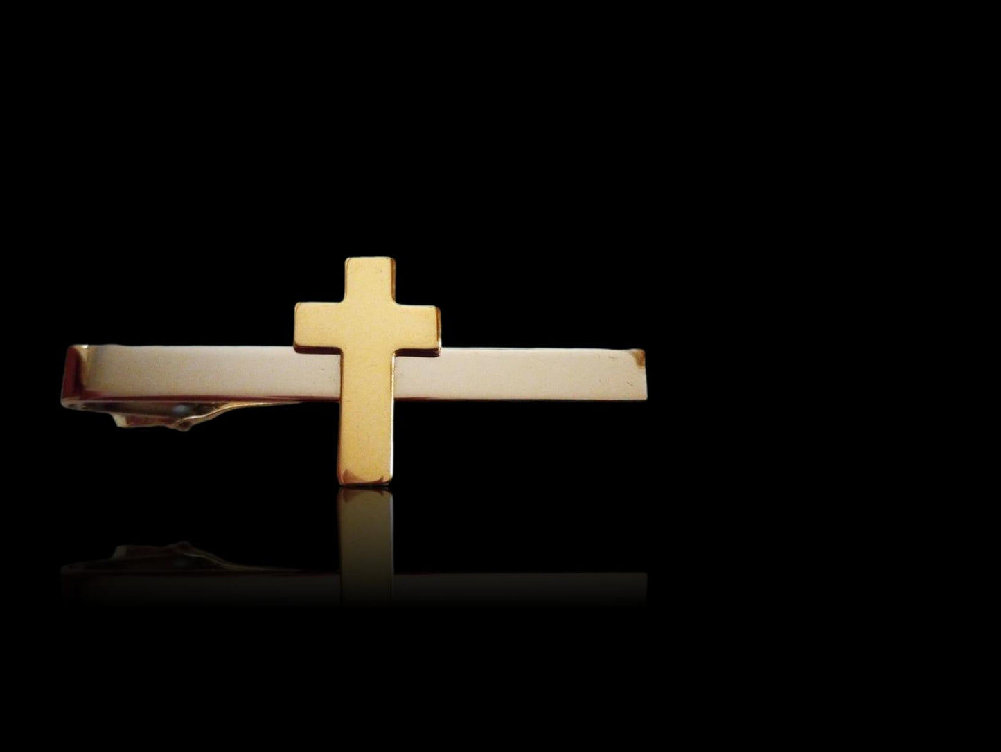 GOLD CHRISTIAN CROSS TIE BAR TIE TAC CHAPLAIN CROSS U.S.A MADE CLIP ON STYLE