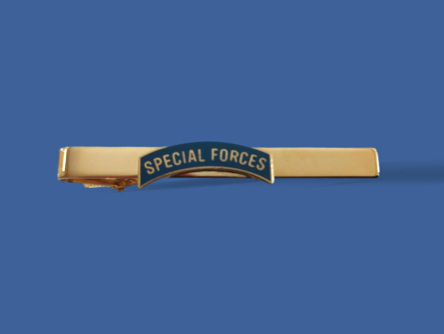 U.S MILITARY ARMY SPECIAL FORCES TIE BAR TIE TAC  CLIP ON U.S.A MADE