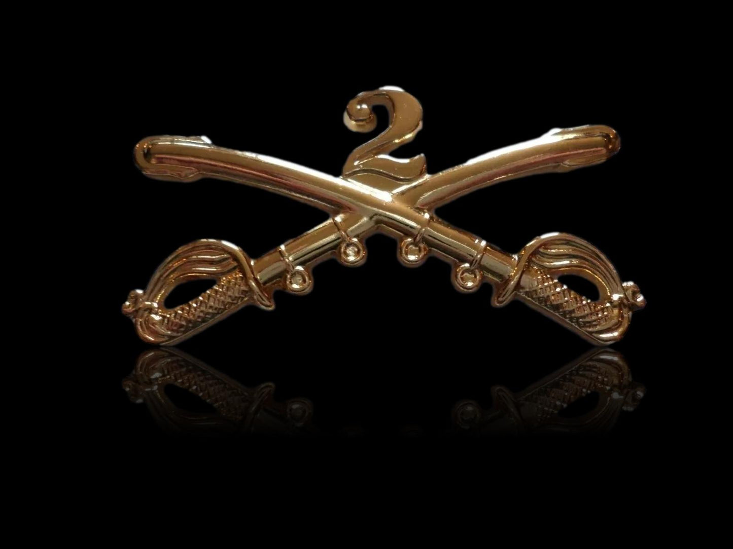 2nd CAVALRY SWORDS SABERS  MILITARY HAT PIN 2nd CAVALRY REGIMENT BADGE