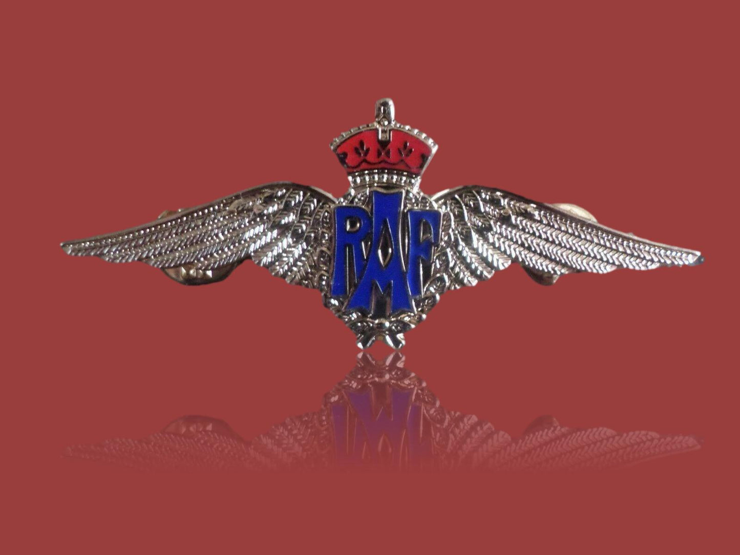 BRITISH ROYAL AIR FORCE MILITARY WINGS BADGE 3 1/4" DOUBLE POST METAL PIN