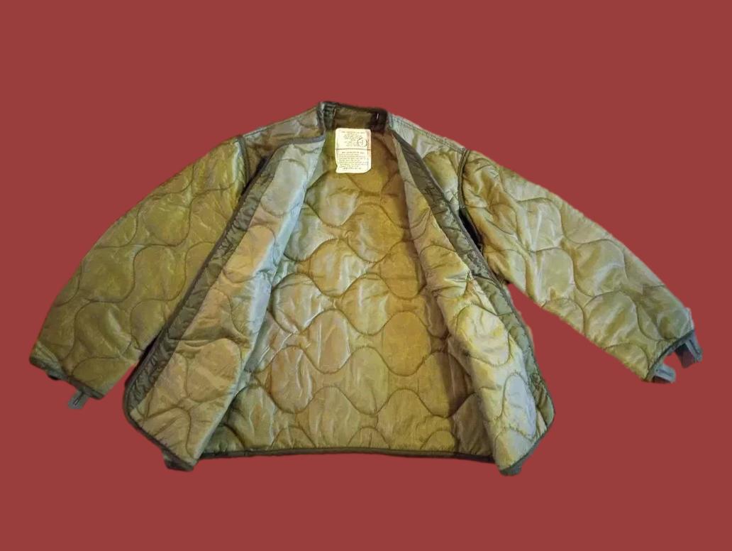 U.S MILITARY ISSUE M-65 FIELD JACKET WITH COLD WEATHER LINER WOODLAND CAMO NEW