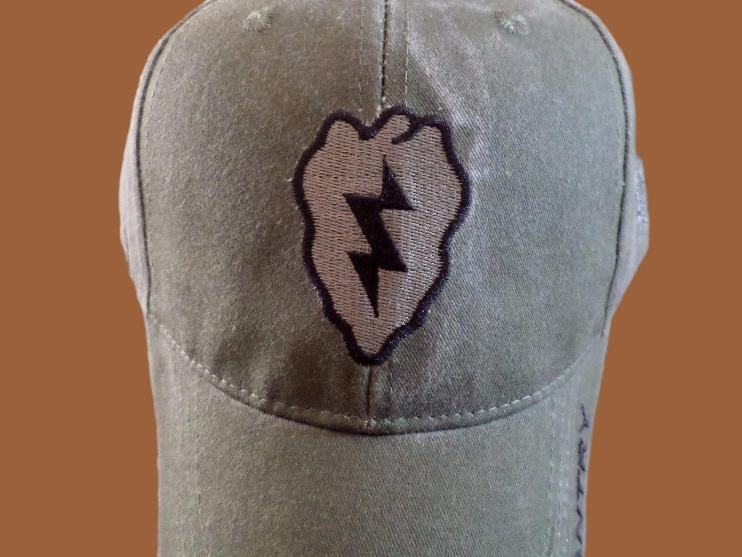 U.S MILITARY ARMY 25th INFANTRY DIVISION HAT ELECTRIC STRAWBERRY STONEWASHED CAP
