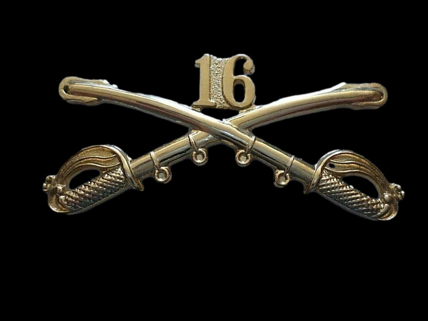 16th CAVALRY SWORDS SABERS MILITARY HAT PIN 16th CAVALRY REGIMENT BADGE U.S ARMY