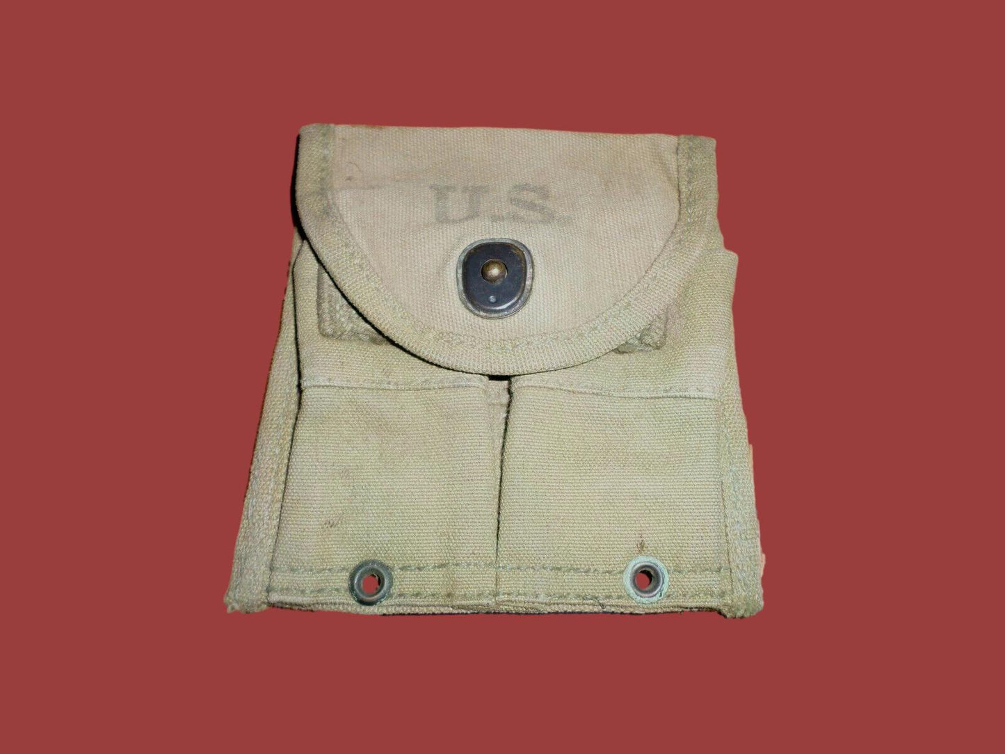 GENUINE WWII U.S MILITARY CARBINE RIFLE MAGAZINE 2 15rd CLIP POUCH. DATED 1944