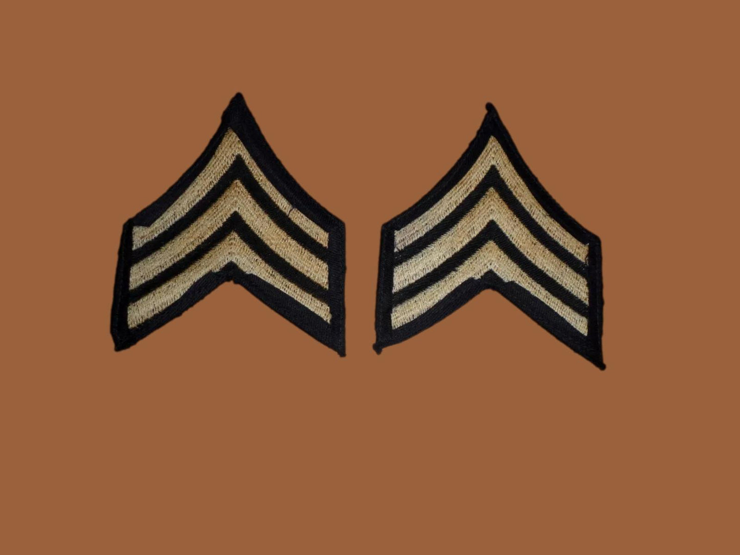 ORIGINAL U.S ARMY WWII SERGEANT STRIPES SILVER ON BLACK TWILL PATCHES