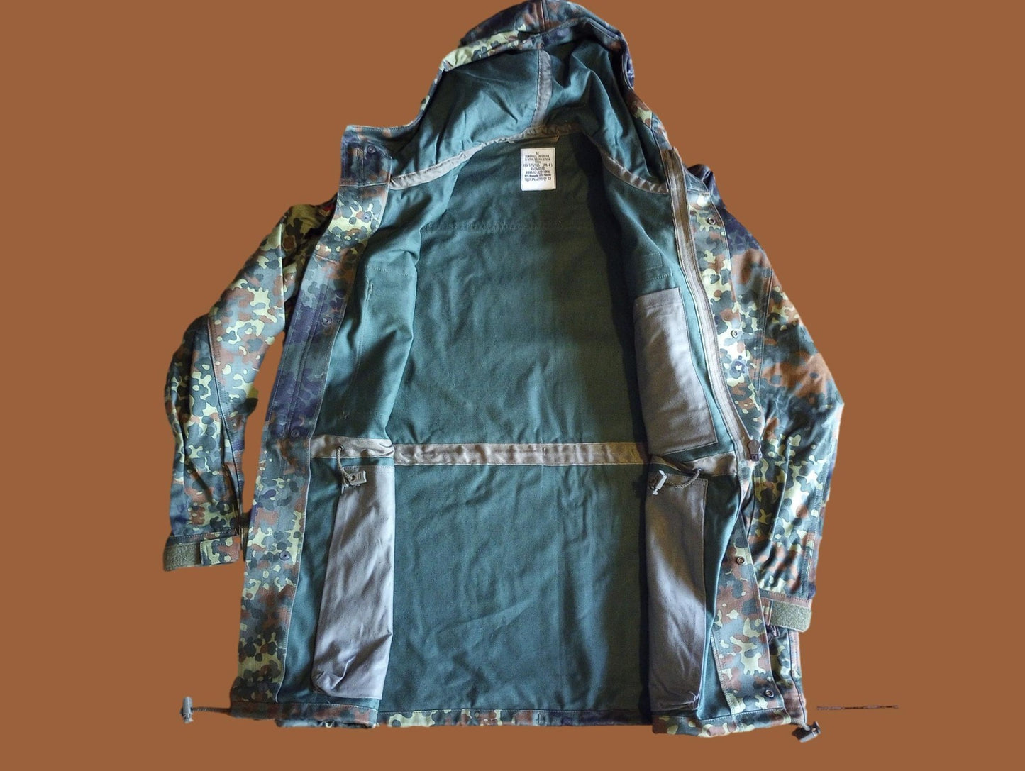 https://i.ebayimg.com/00/s/MTIwNFgxNjAw/z/V9AAAeSw4lZpRuws/$_57.JPG?set_id=880000500F
