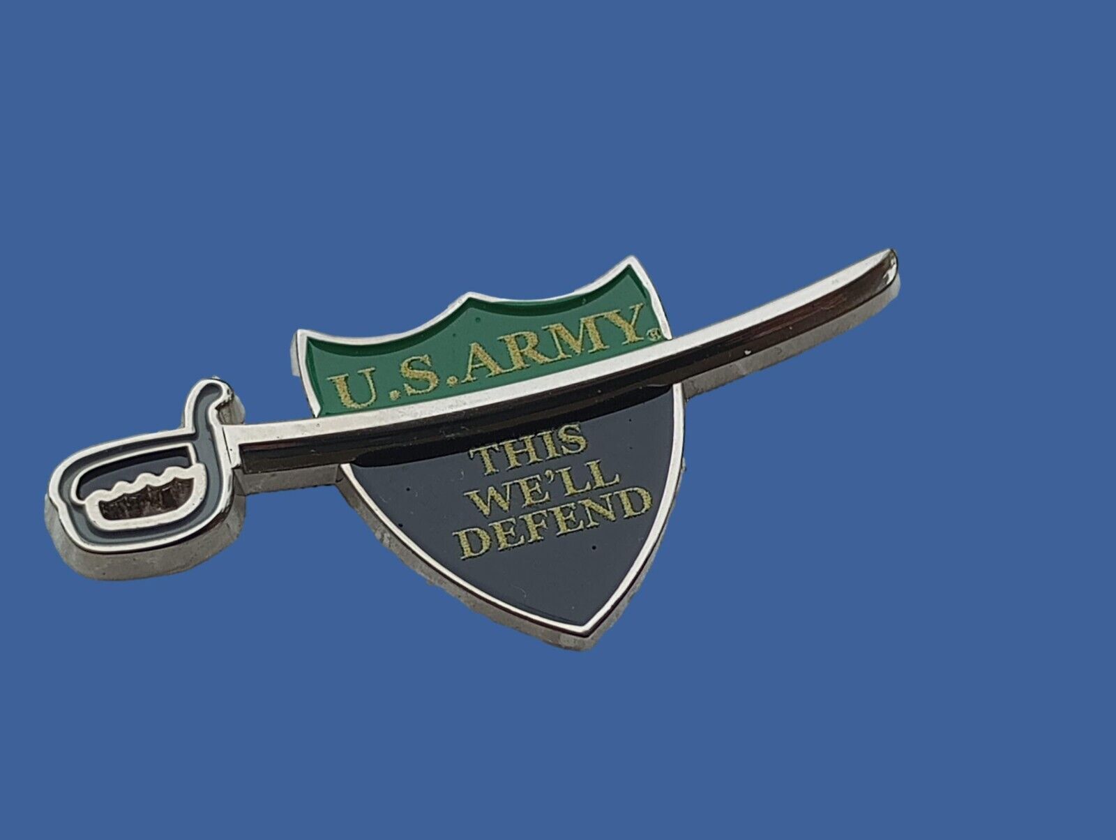 U.S ARMY HAT PIN LAPEL SWORD SABRE SHIELD ARMY VETERAN THIS WE'LL DEFE ...