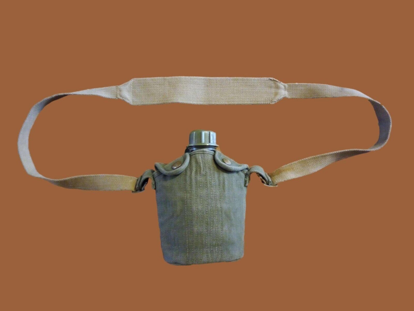 BELGIAN MILITARY ARMY CANTEEN WITH COVER & SHOULDER STRAP NEW CANTEEN