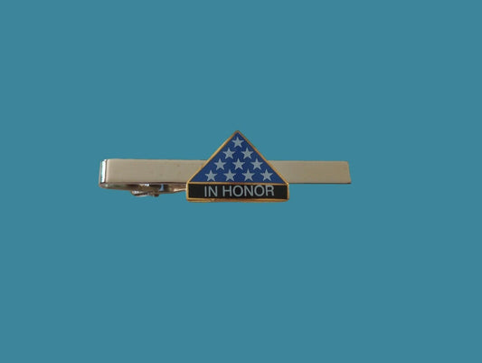 MILITARY POLICE IN HONOR TIE BAR TIE TAC U.S.A FLAG IN MEMORIAL U.S.A MADE