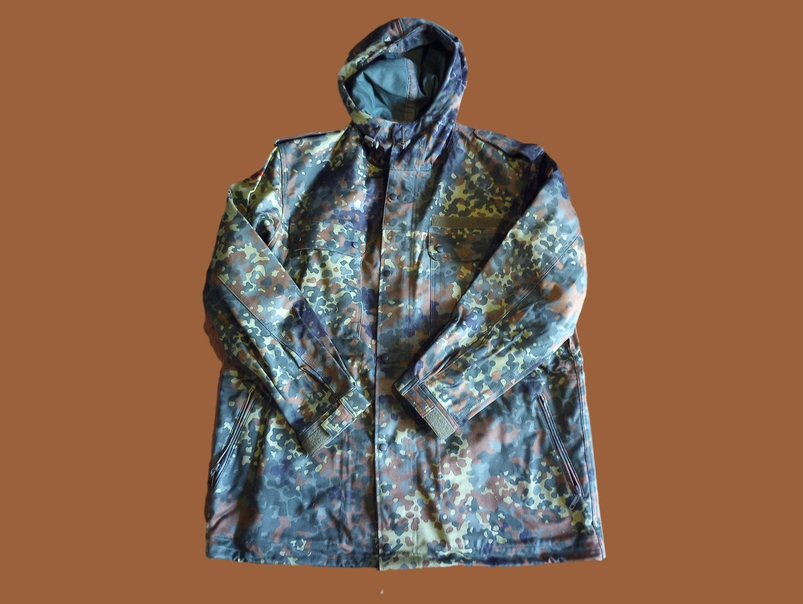 https://i.ebayimg.com/00/s/MTIwNFgxNjAw/z/gWgAAeSw30VpRuvy/$_57.JPG?set_id=880000500F