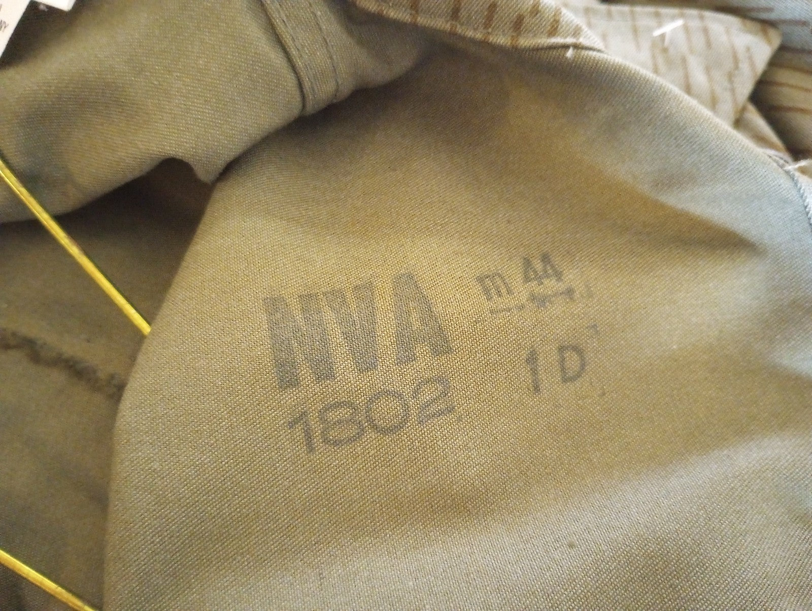 https://i.ebayimg.com/00/s/MTIwNFgxNjAw/z/toAAAeSw5spqDzRx/$_57.JPG?set_id=880000500F