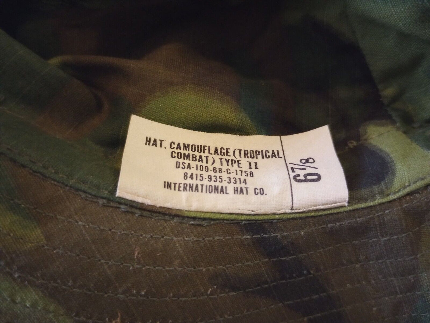 U.S MILITARY ISSUE VIETNAM JUNGLE HAT CAMOUFLAGE BOONIE HAT GENUINE 1968 SURPLUS