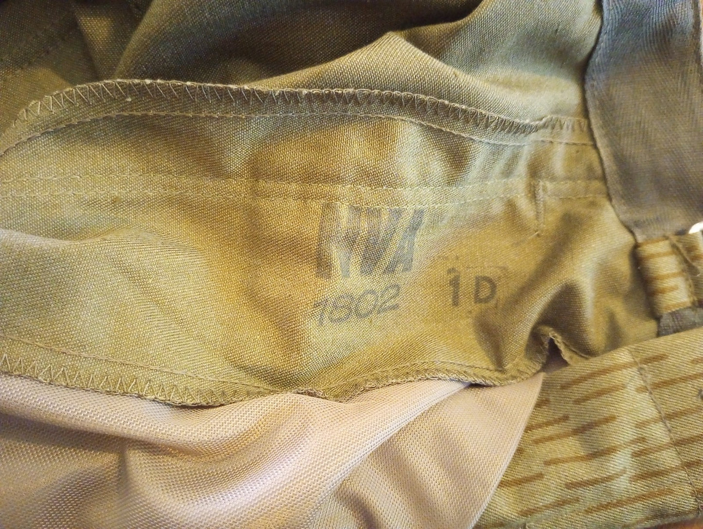 https://i.ebayimg.com/00/s/MTIwNFgxNjAw/z/jswAAeSwv2hqDzFI/$_57.JPG?set_id=880000500F