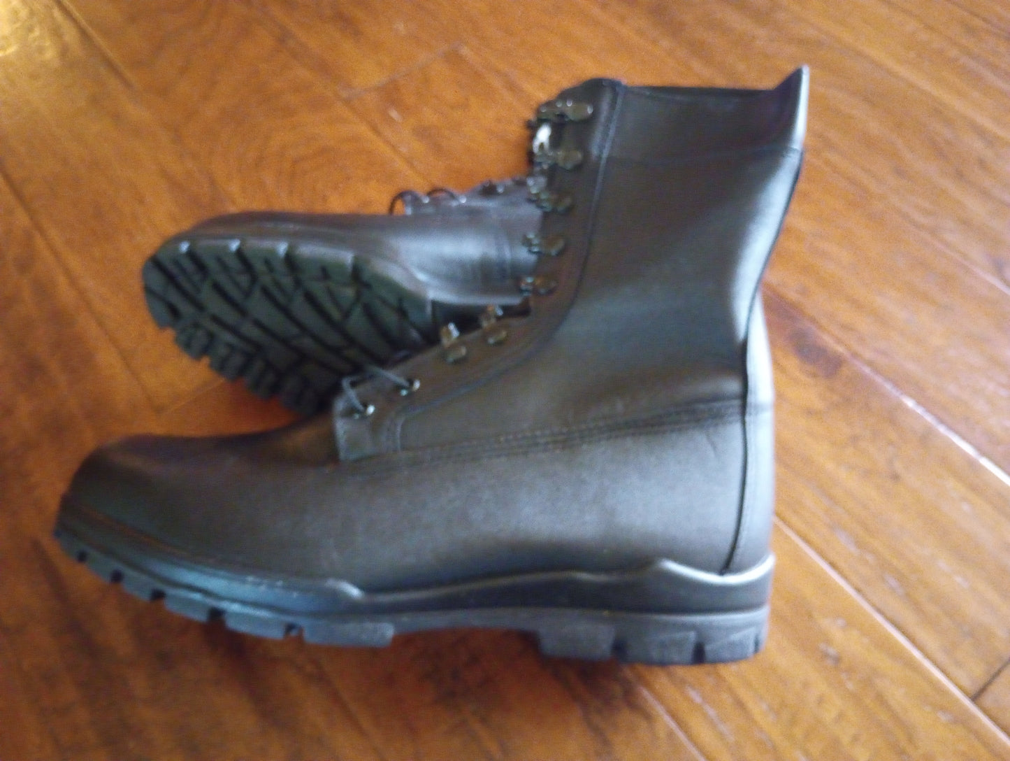 NEW U.S MILITARY STEEL TOE BLACK LEATHER COMBAT BOOTS BATES SIZE 15 MEDIUM WIDTH