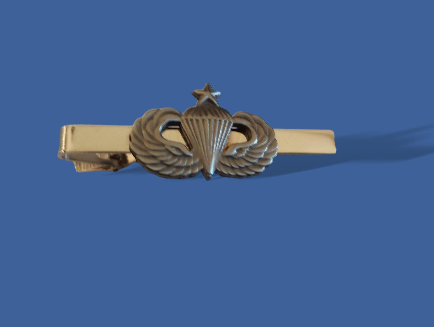 U.S MILITARY ARMY SENIOR PARATROOPER JUMP WINGS TIE BAR TIE TAC U.S.A MADE