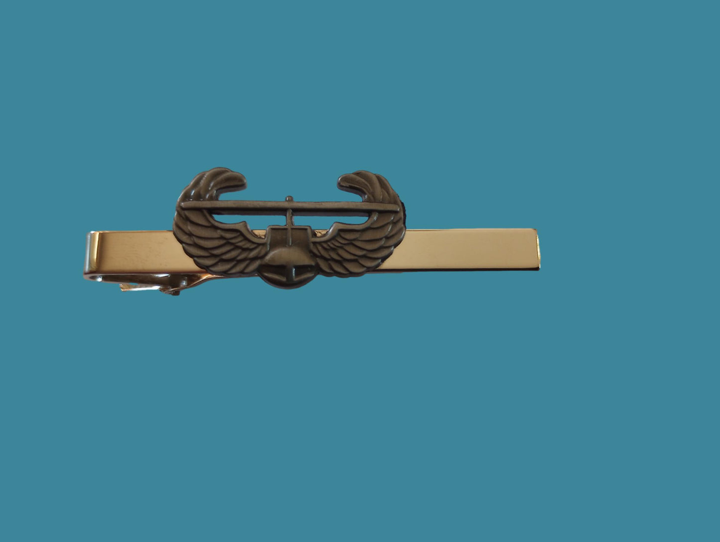 U.S MILITARY ARMY AIR ASSAULT WINGS TIE BAR TIE TAC U.S.A MADE