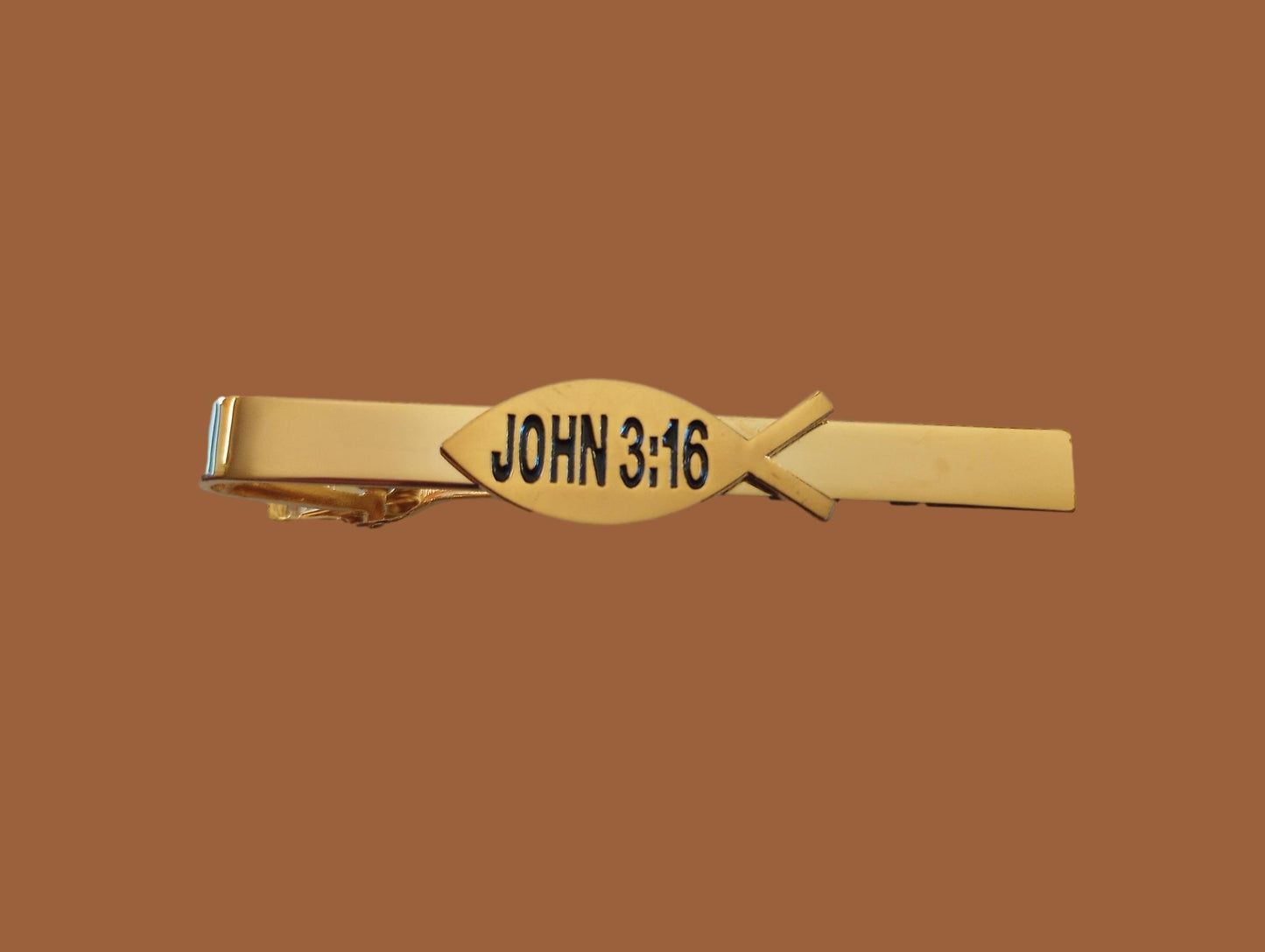 JOHN 3;16 VERSE WITH FISH TIE BAR TIE TAC  U.S.A MADE CLIP ON STYLE GOLD BAR