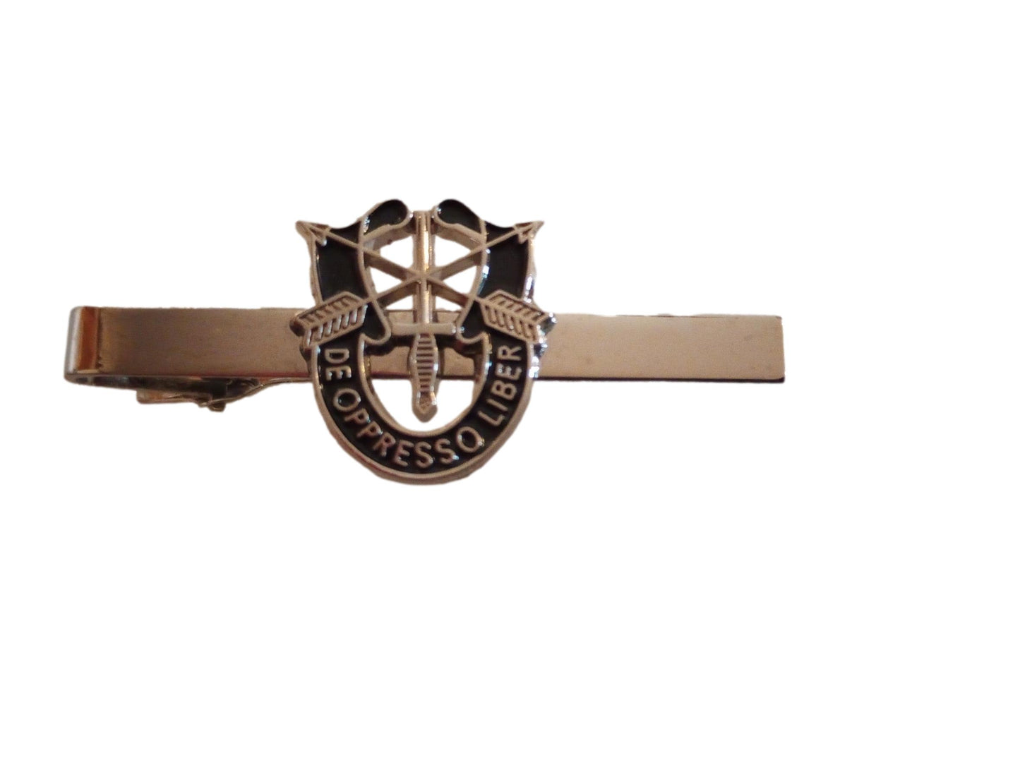 U.S MILITARY ARMY SPECIAL FORCES TIE BAR OR TIE TAC CLIP ON TYPE U.S.A MADE