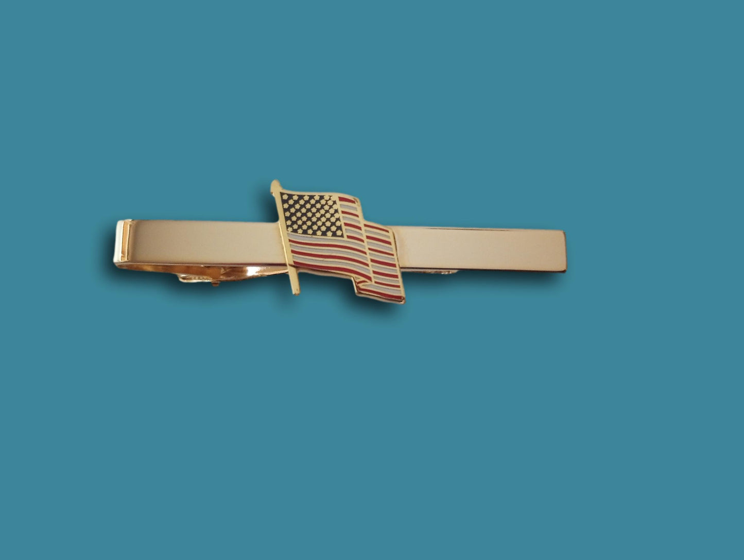 U.S FLAG U.S.A FLAG TIE BAR TIE TAC AMERICAN FLAG MADE IN THE U.S.A