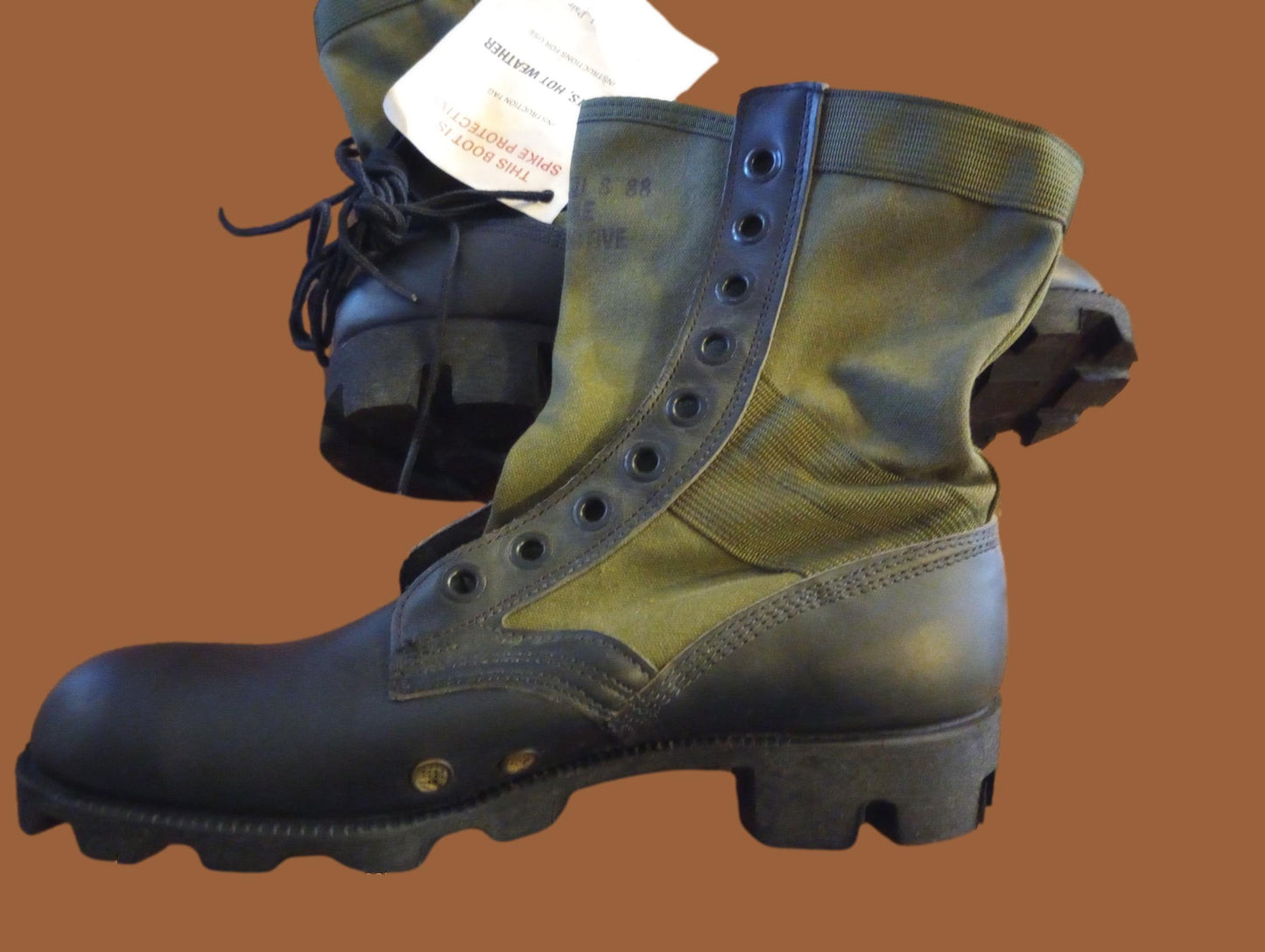 U.S MILITARY ISSUE JUNGLE BOOTS PANAMA SOLE RO SEARCH SPIKE PROTECTIVE 7R NEW